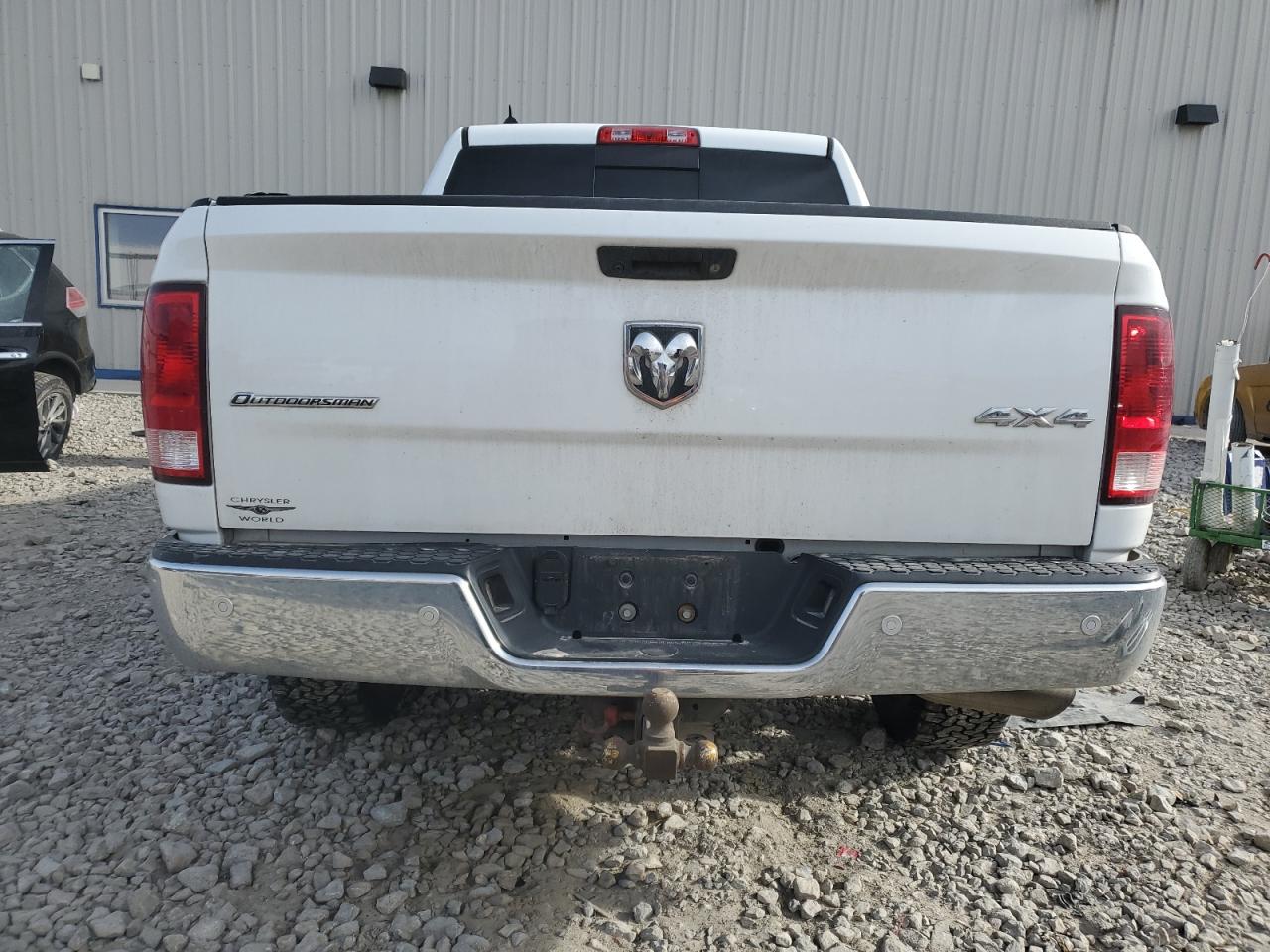 2015 RAM 1500 - Image 6