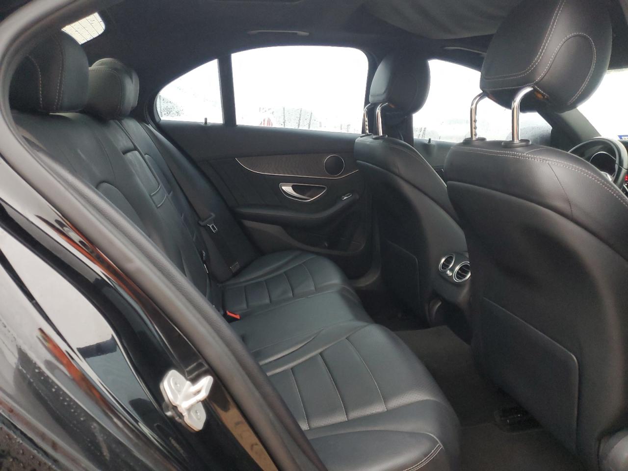 2015 Mercedes-Benz C-klasse - Image 10