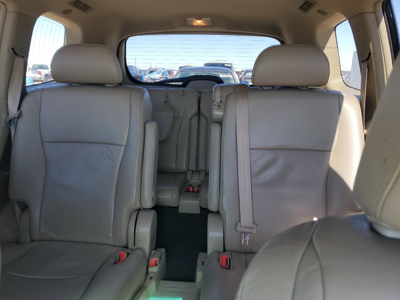 2011 Toyota Highlander - Image 10
