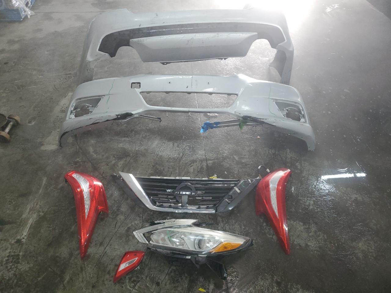 2016 Nissan Altima - Image 12