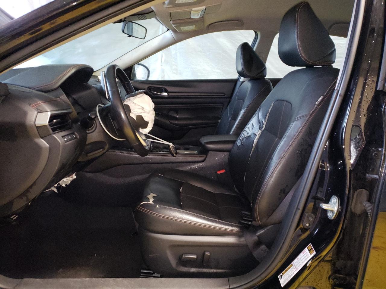 2020 Nissan Altima - Image 7