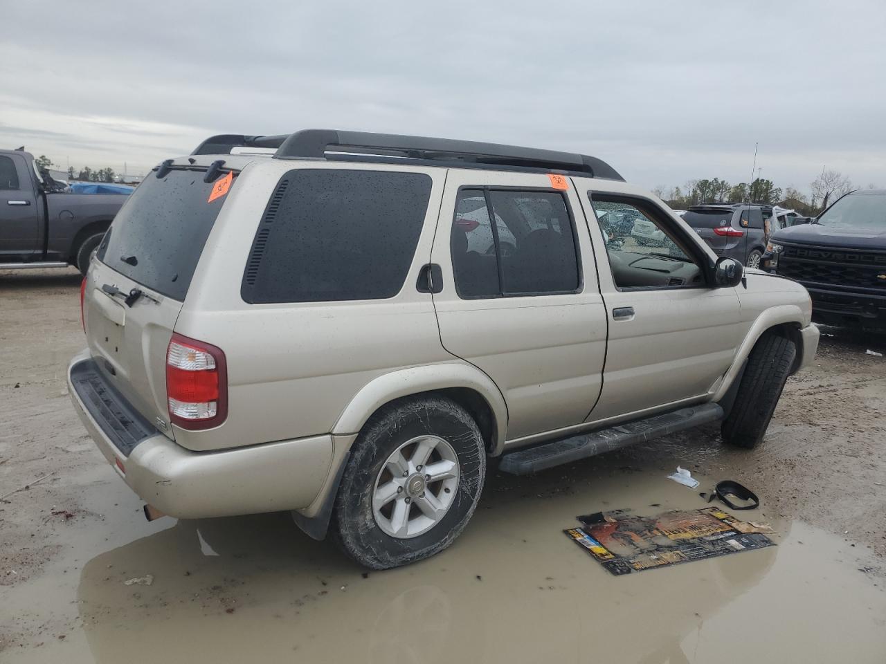 2003 Nissan Pathfinder - Image 3
