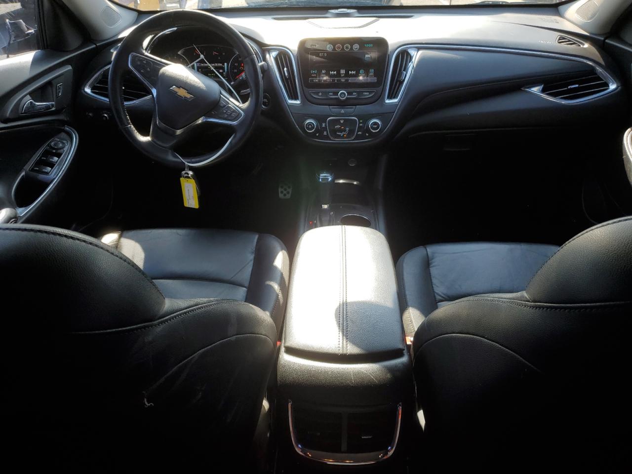 2017 Chevrolet Malibu - Image 8