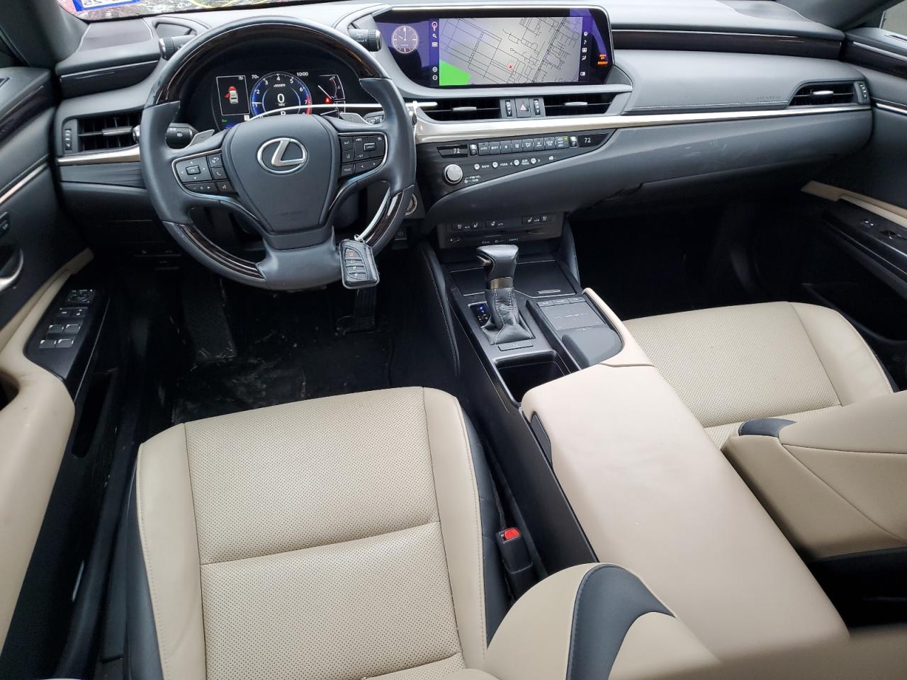 2021 Lexus ES - Image 8