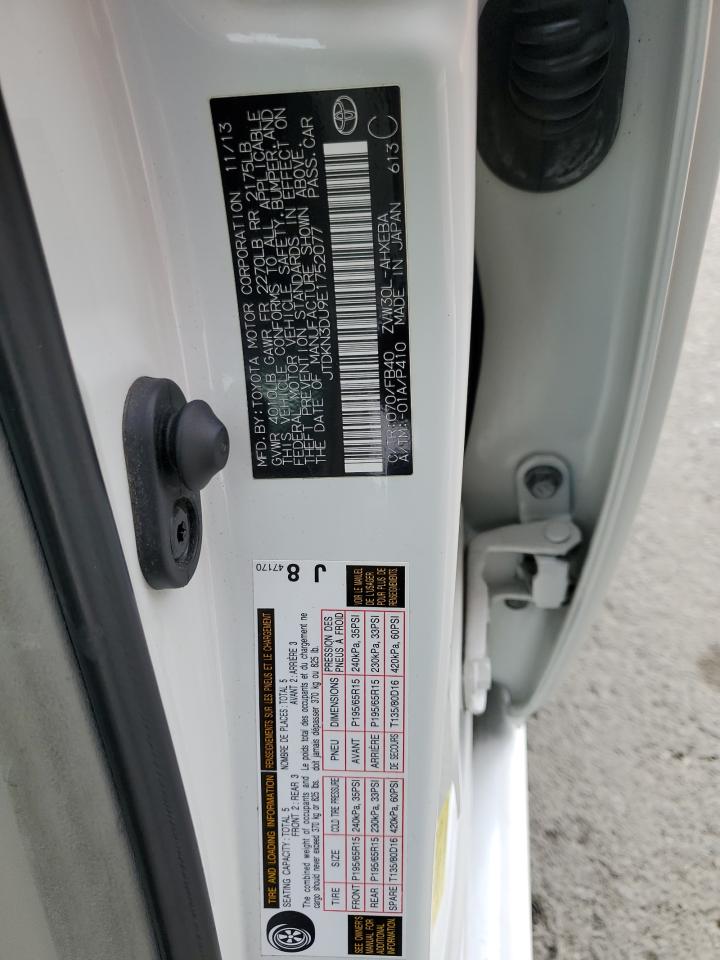 2014 Toyota Prius - Image 13