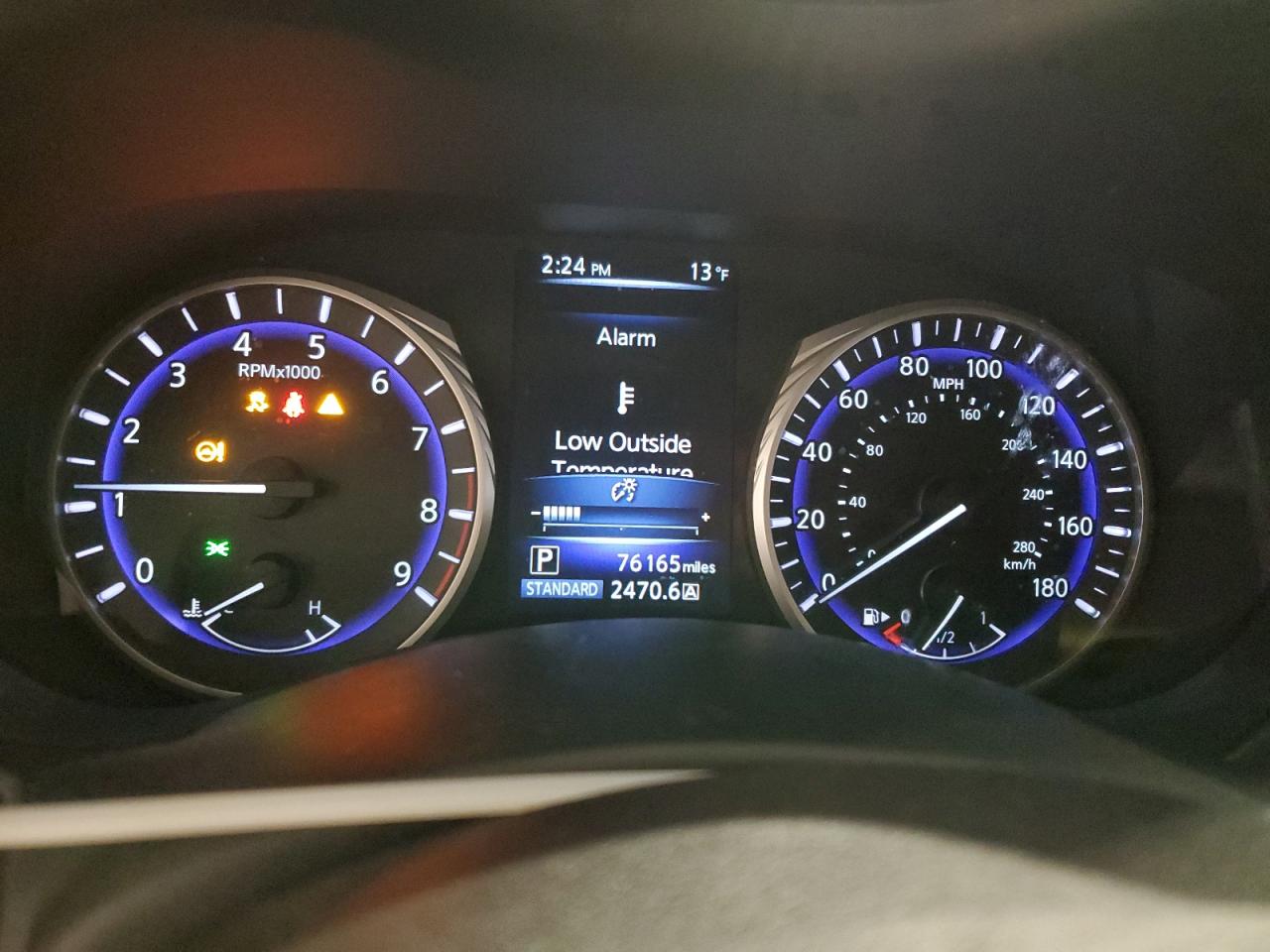 2015 Infiniti Q50 - Image 9