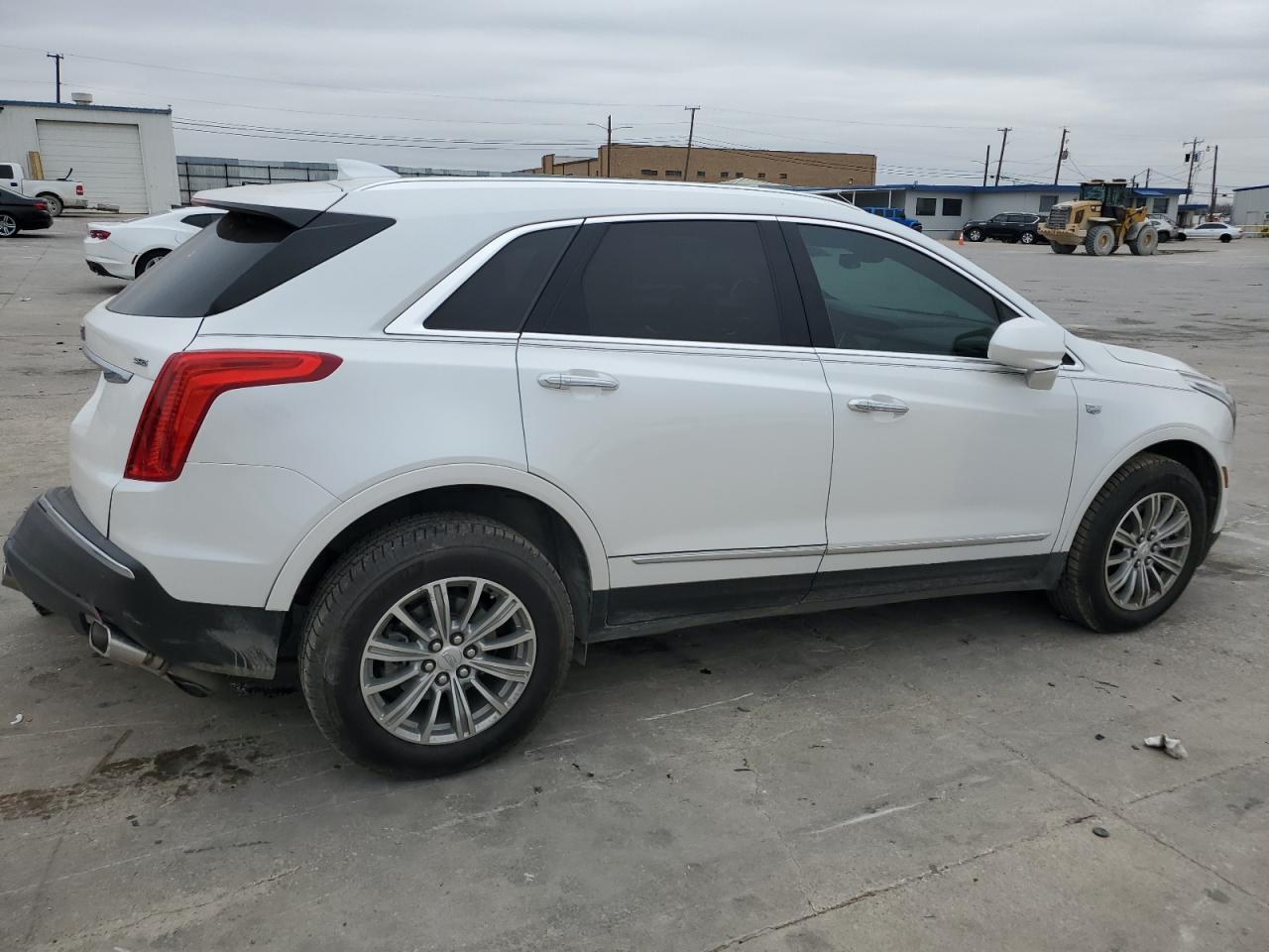 2019 Cadillac XT5 - Image 3