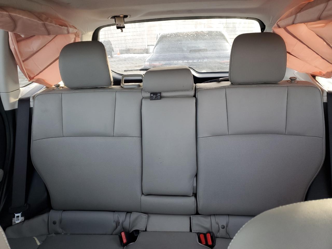 2015 Subaru Forester - Image 10