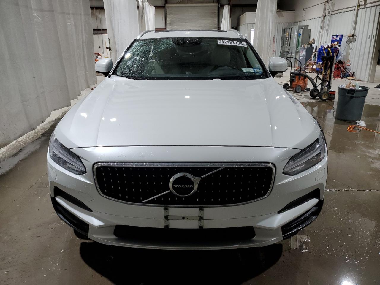 2019 Volvo V90 - Image 5