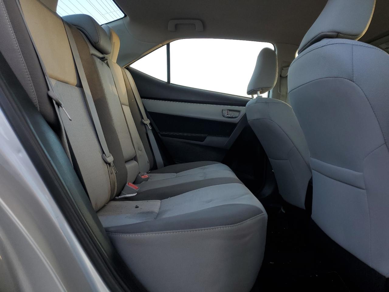 2017 Toyota Corolla - Image 10
