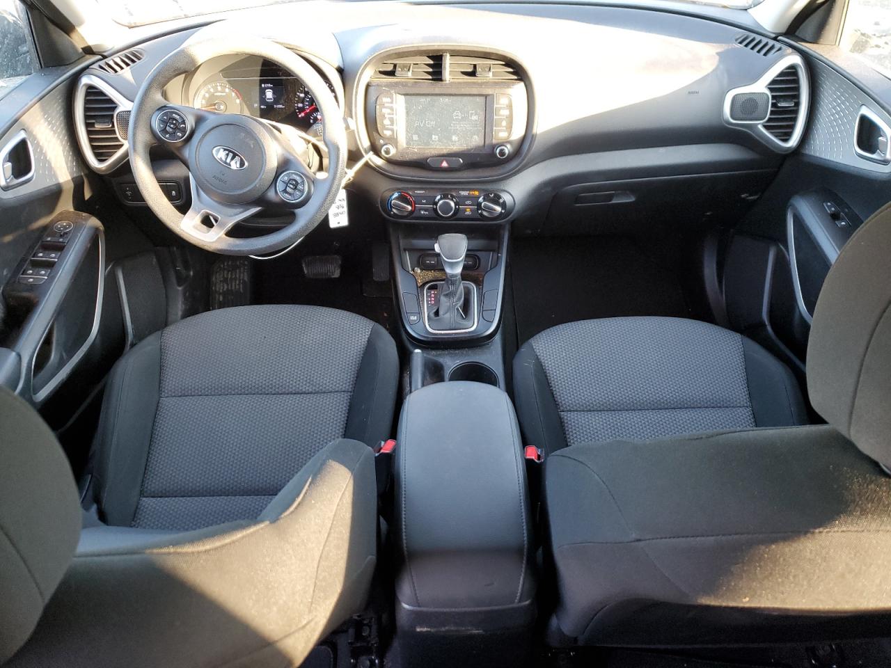 2021 Kia Soul - Image 8