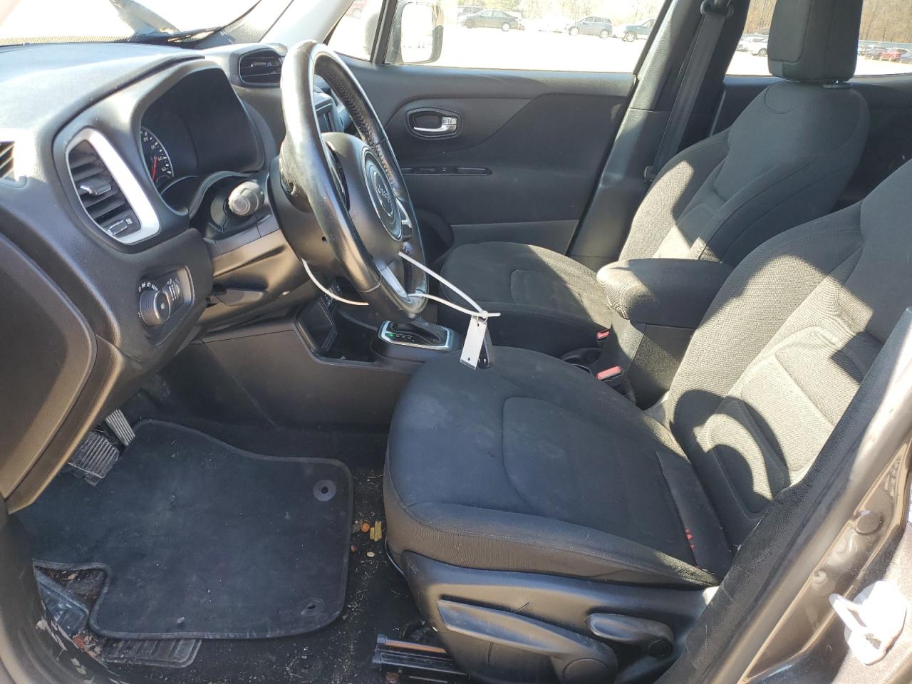 2018 Jeep Renegade - Image 7