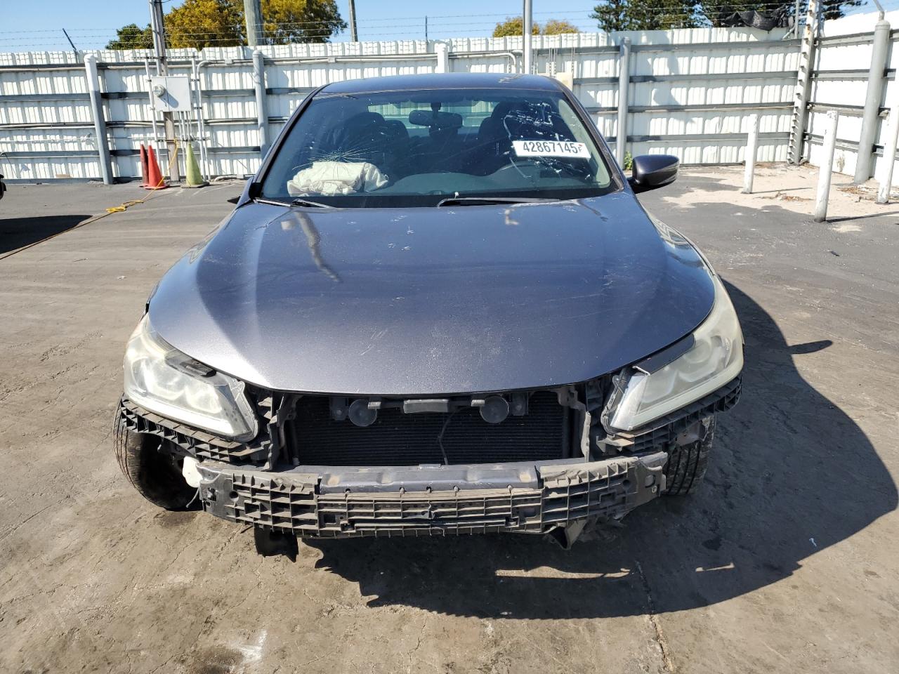 2017 Honda Accord - Image 5