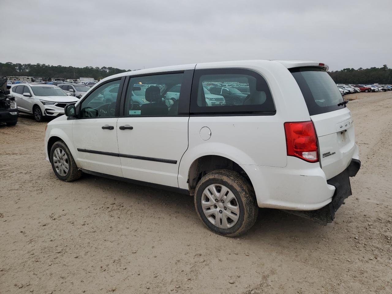 2014 Dodge Caravan - Image 2