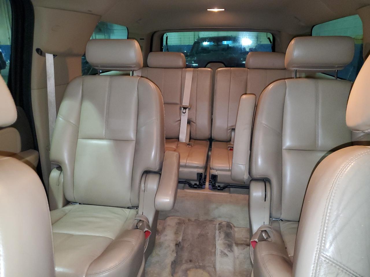 2008 GMC Yukon - Image 10