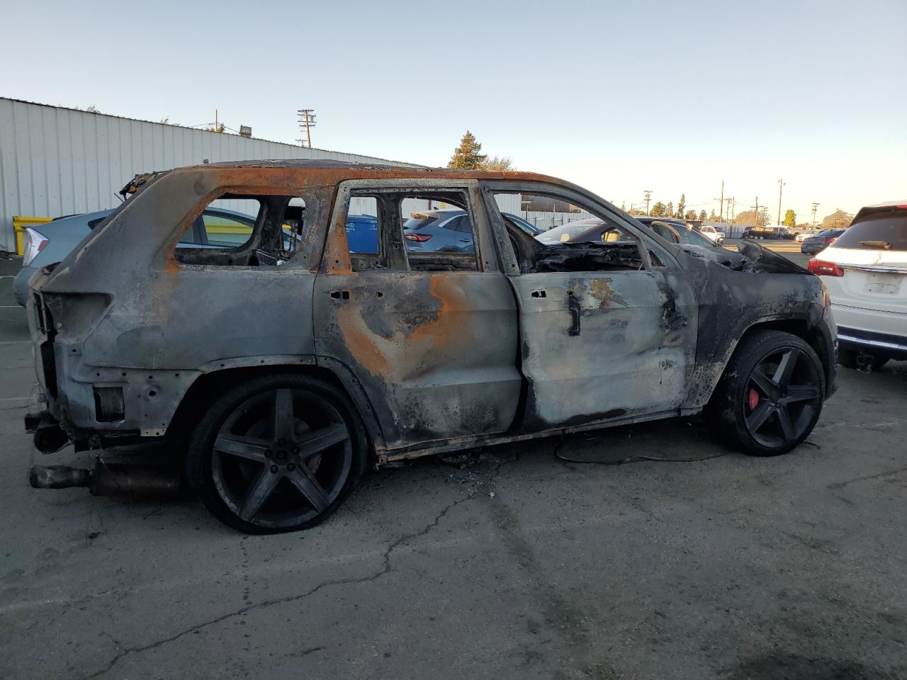 2012 Jeep Grand Cherokee - Image 3