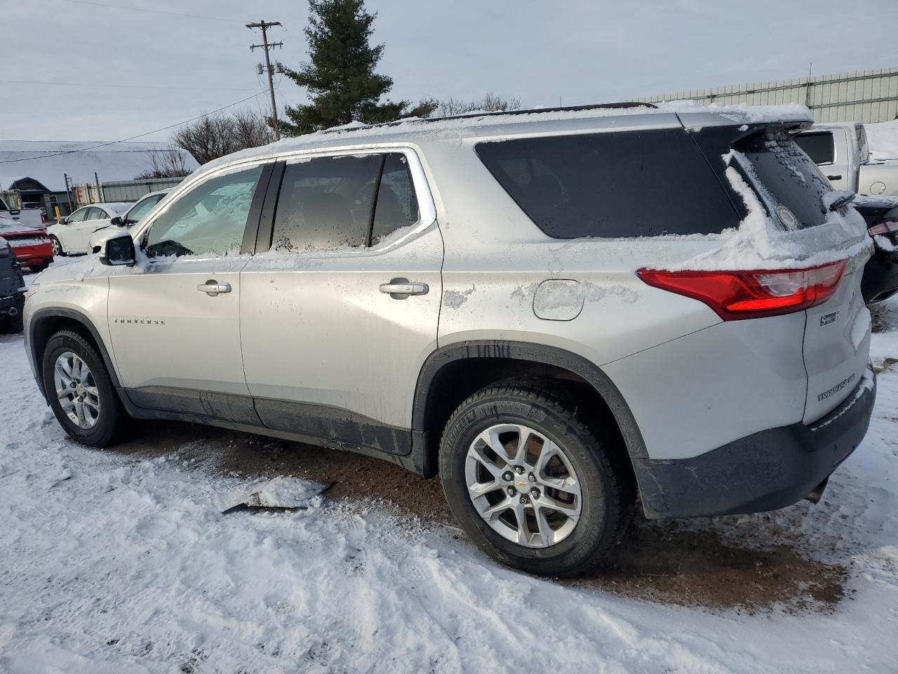2019 Chevrolet Traverse - Image 2