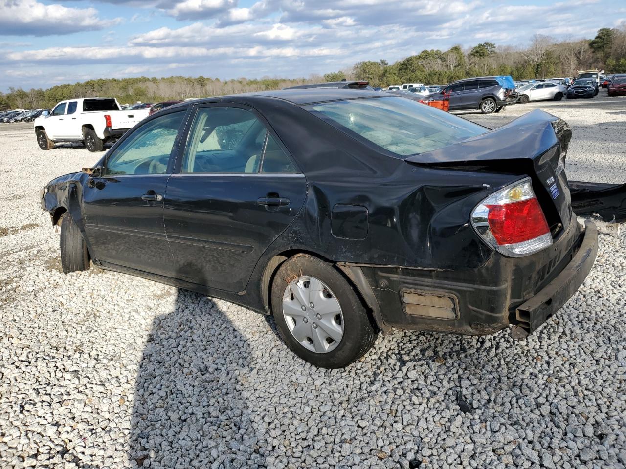 2005 Toyota Camry - Image 2