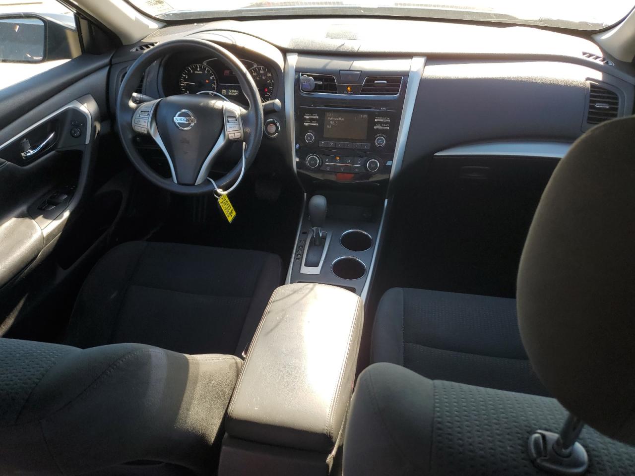2015 Nissan Altima - Image 8