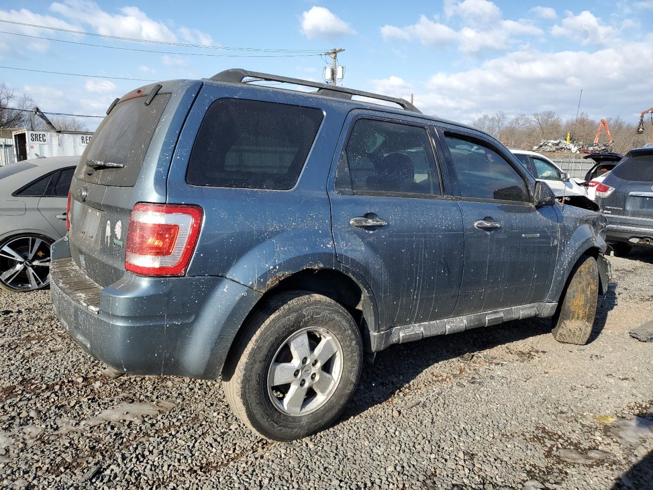 2011 Ford Escape - Image 3