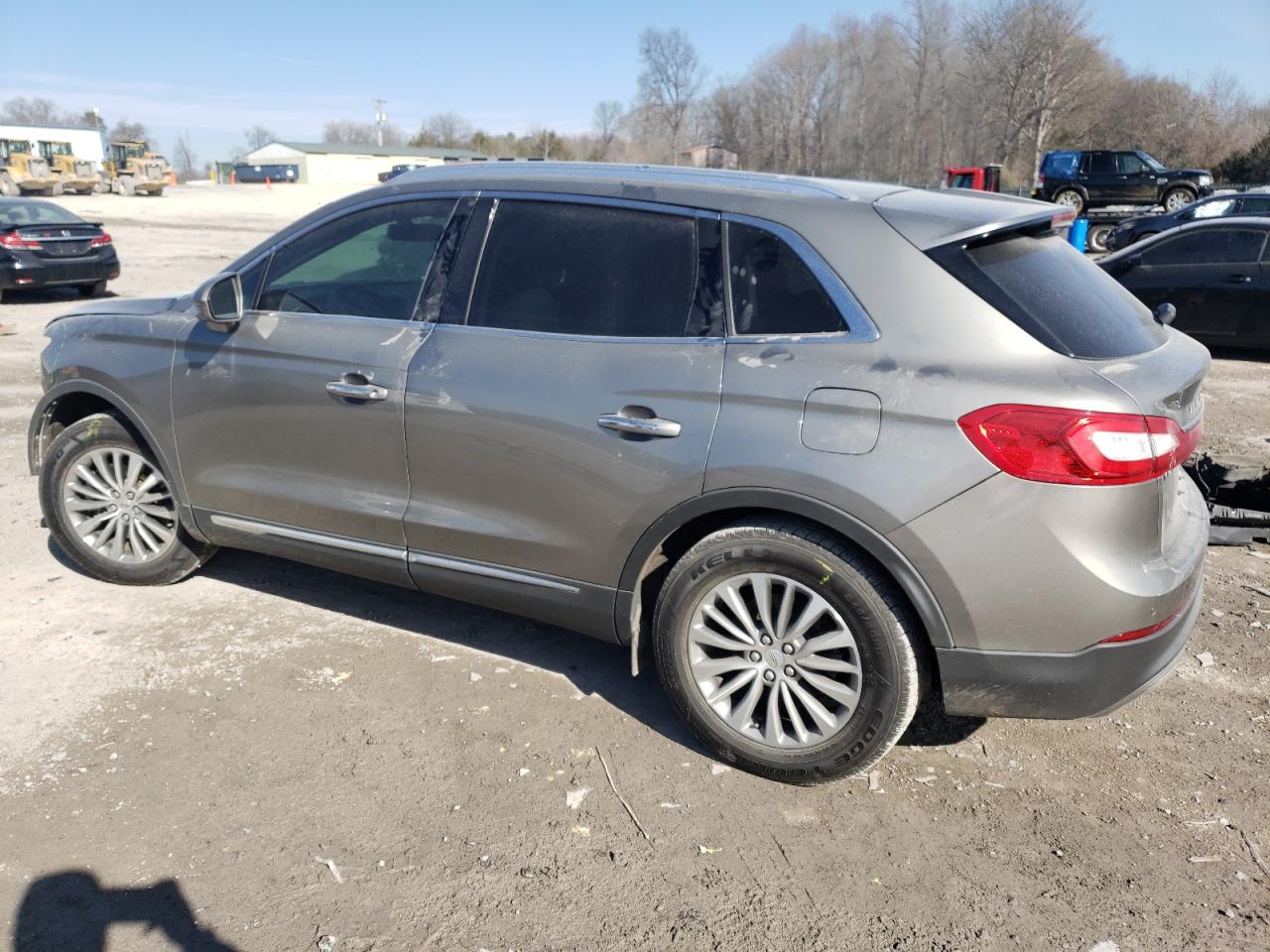 2016 Lincoln MKX - Image 2