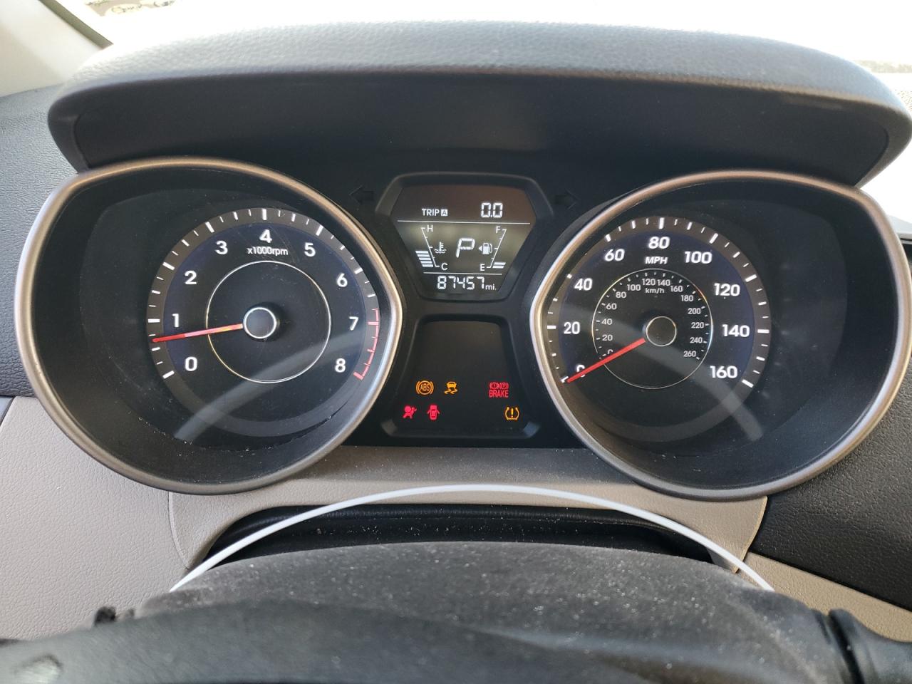 2016 Hyundai Elantra - Image 9