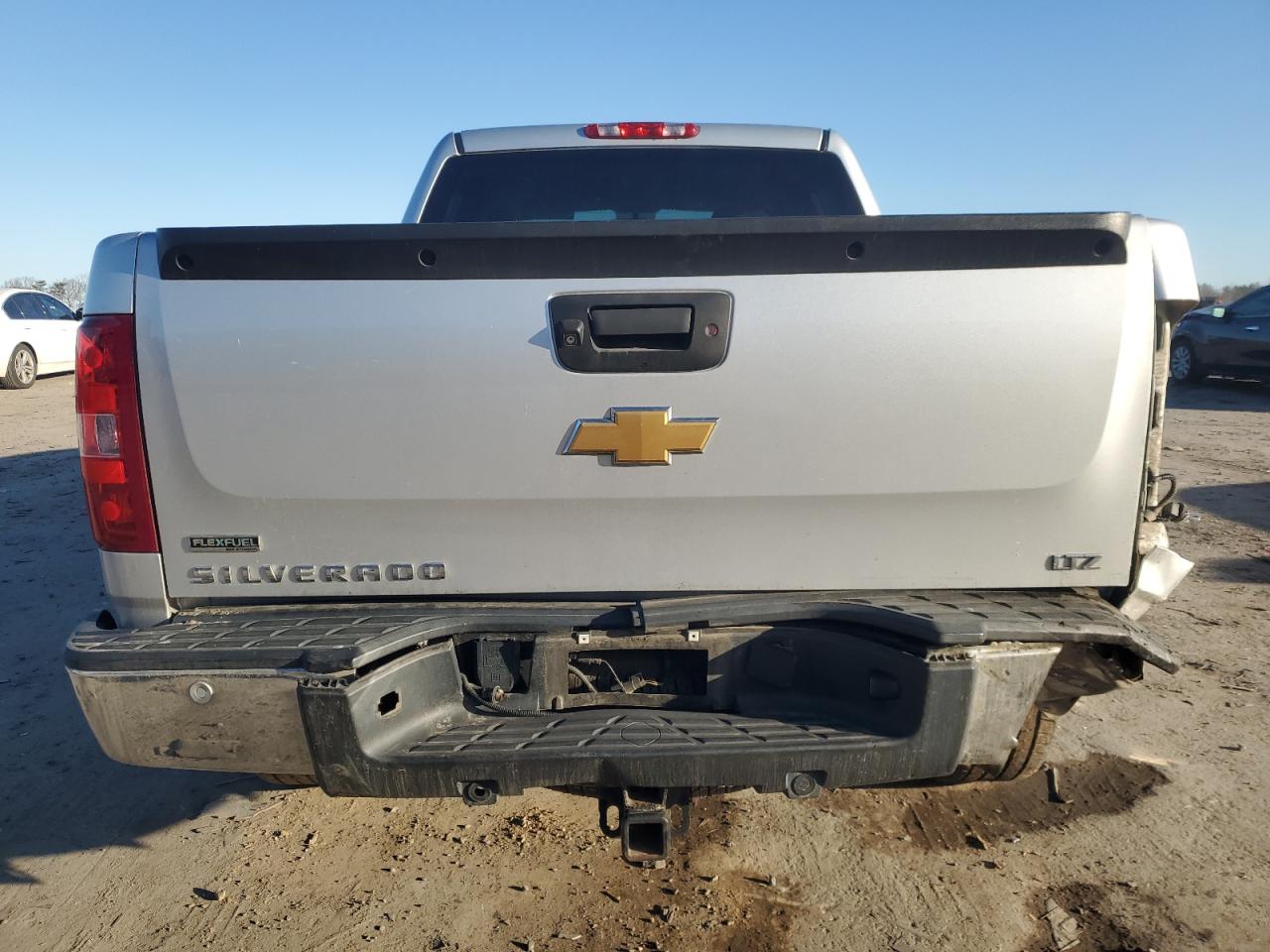 2012 Chevrolet Silverado - Image 6