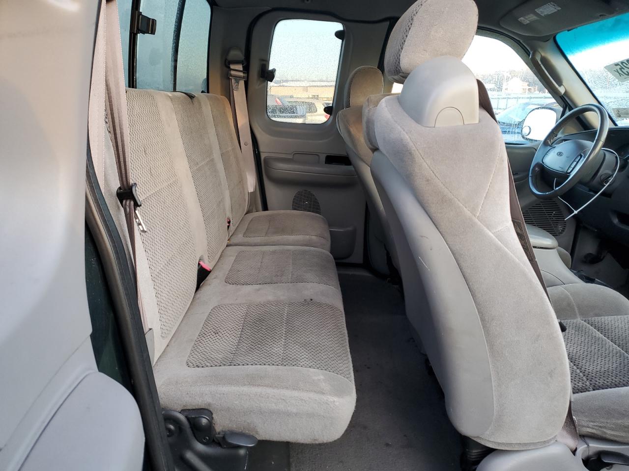 2002 Ford F-150 - Image 10