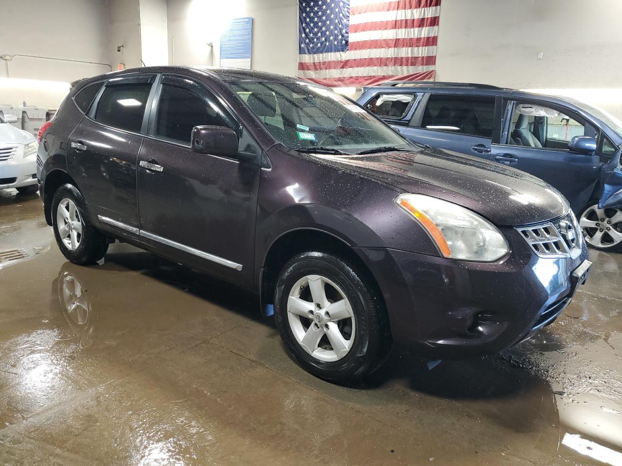 2013 Nissan Rogue - Image 4