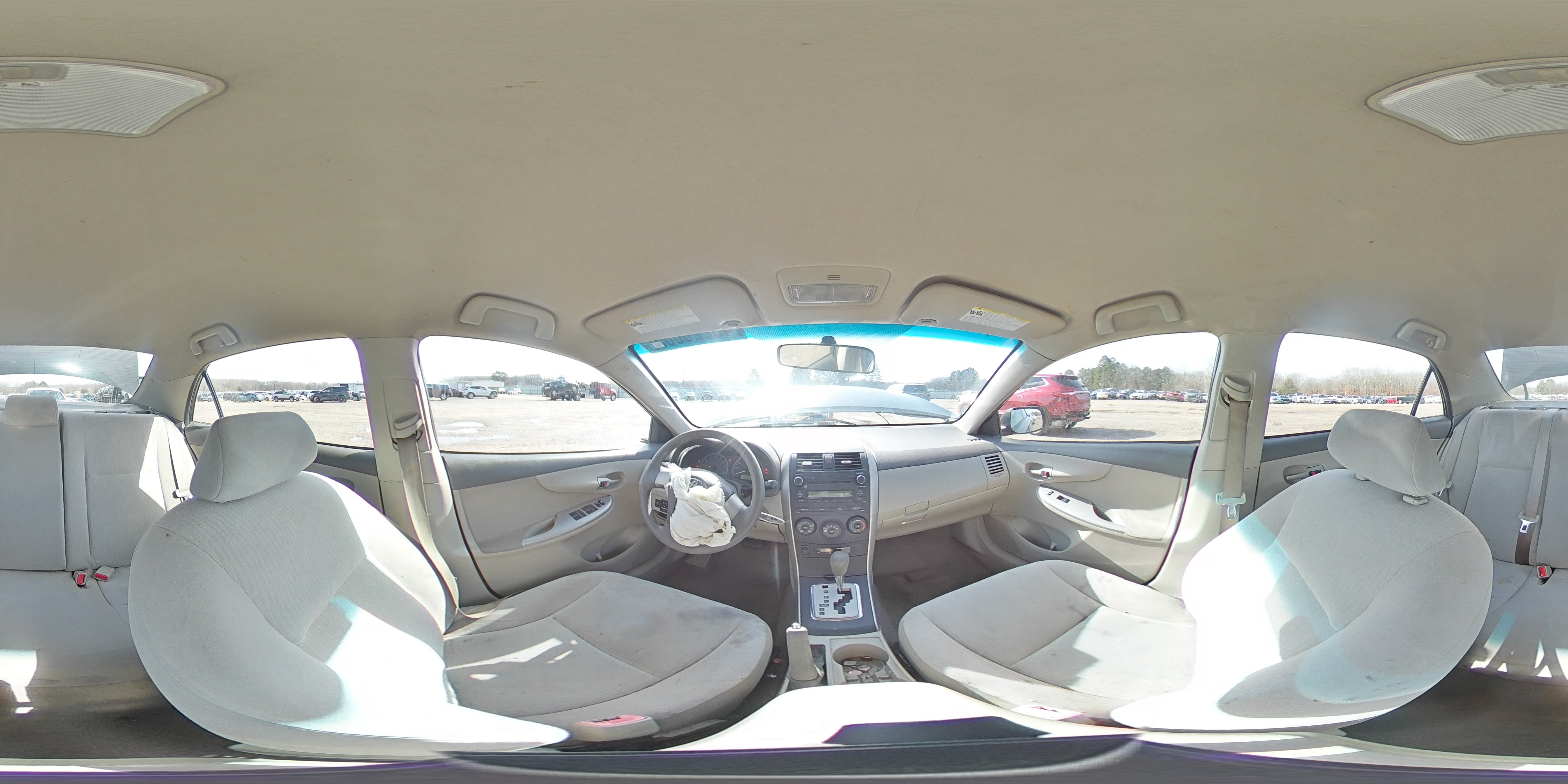 2010 Toyota Corolla - Image 12