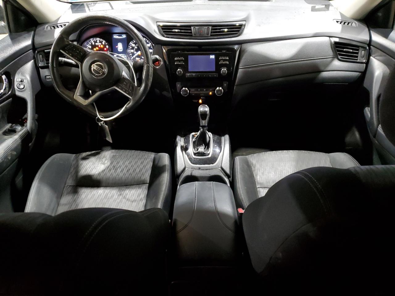 2017 Nissan Rogue - Image 8
