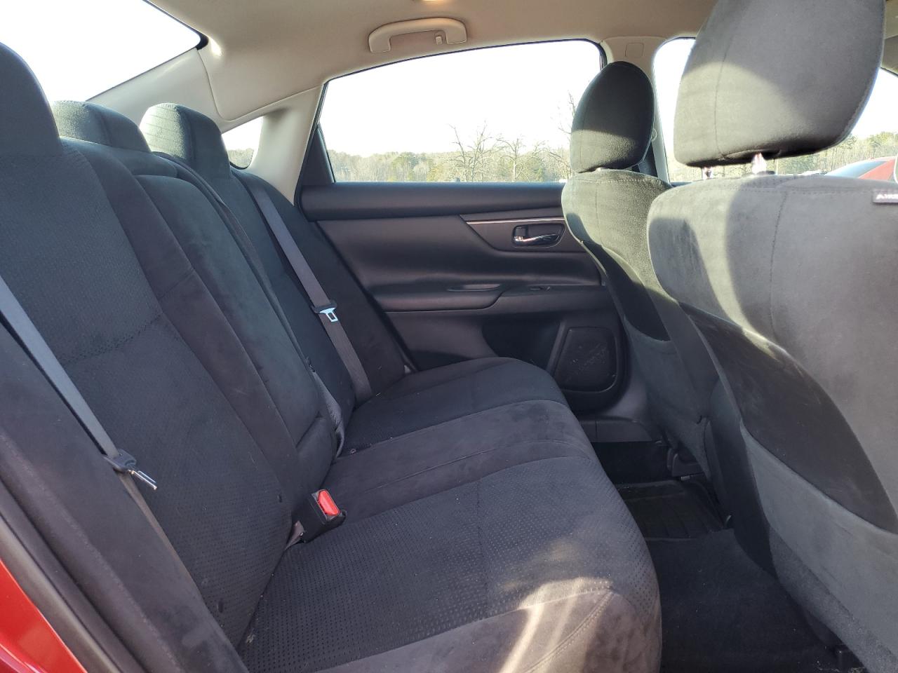 2015 Nissan Altima - Image 10