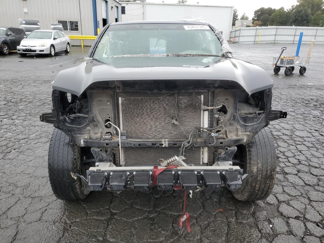 2017 Toyota Tacoma - Image 5