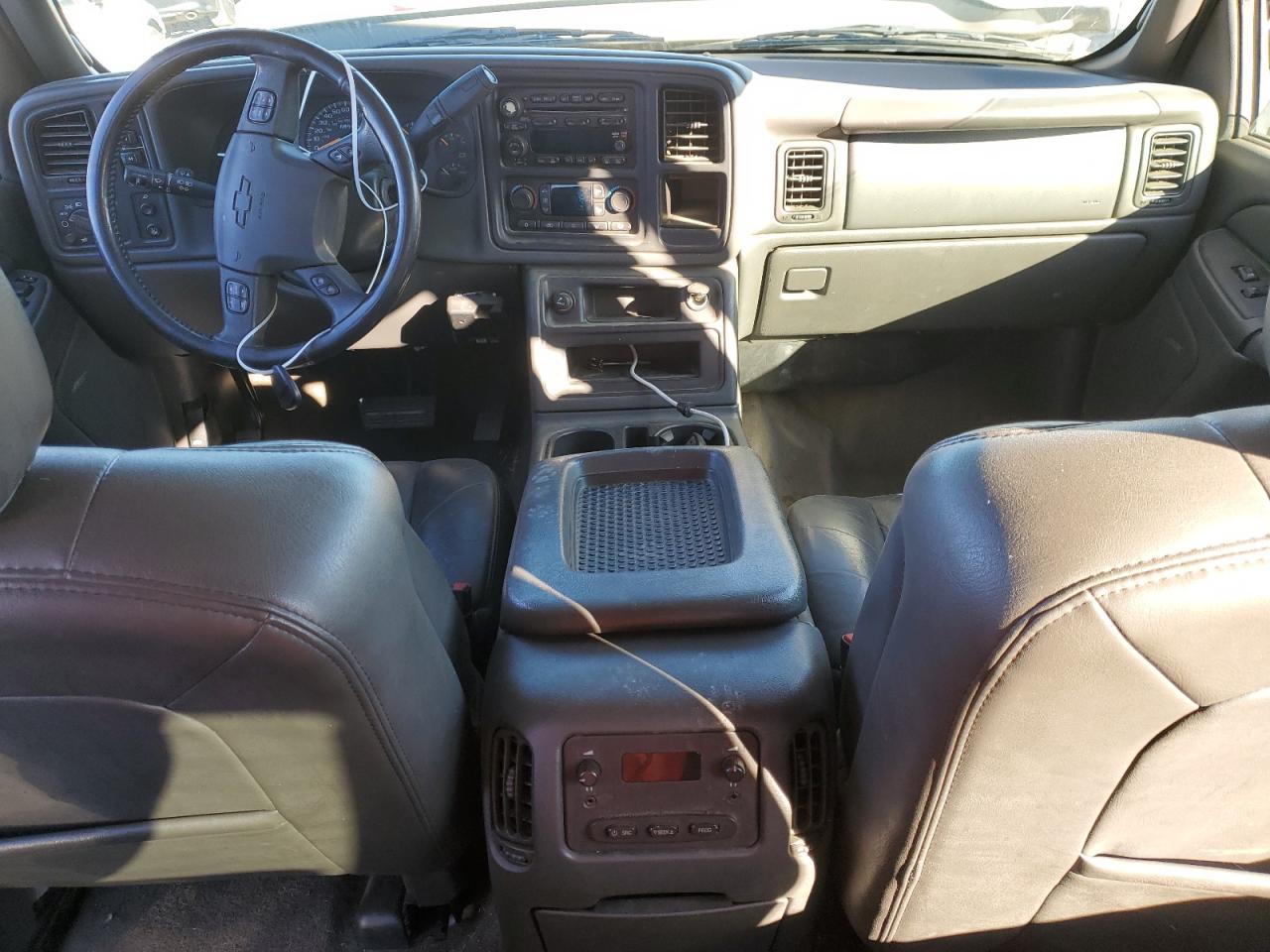 2007 Chevrolet Silverado - Image 8