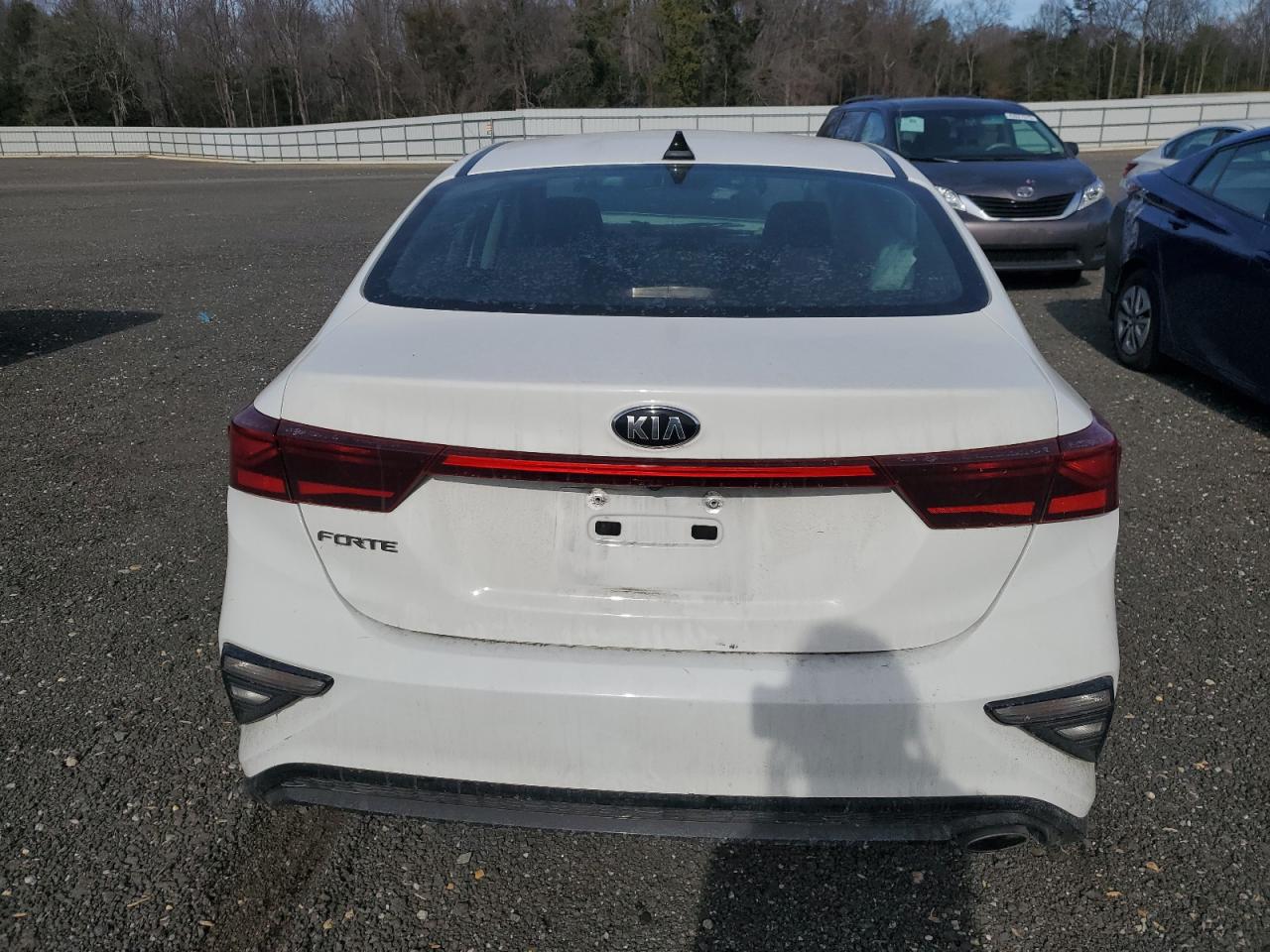 2019 Kia Forte - Image 6