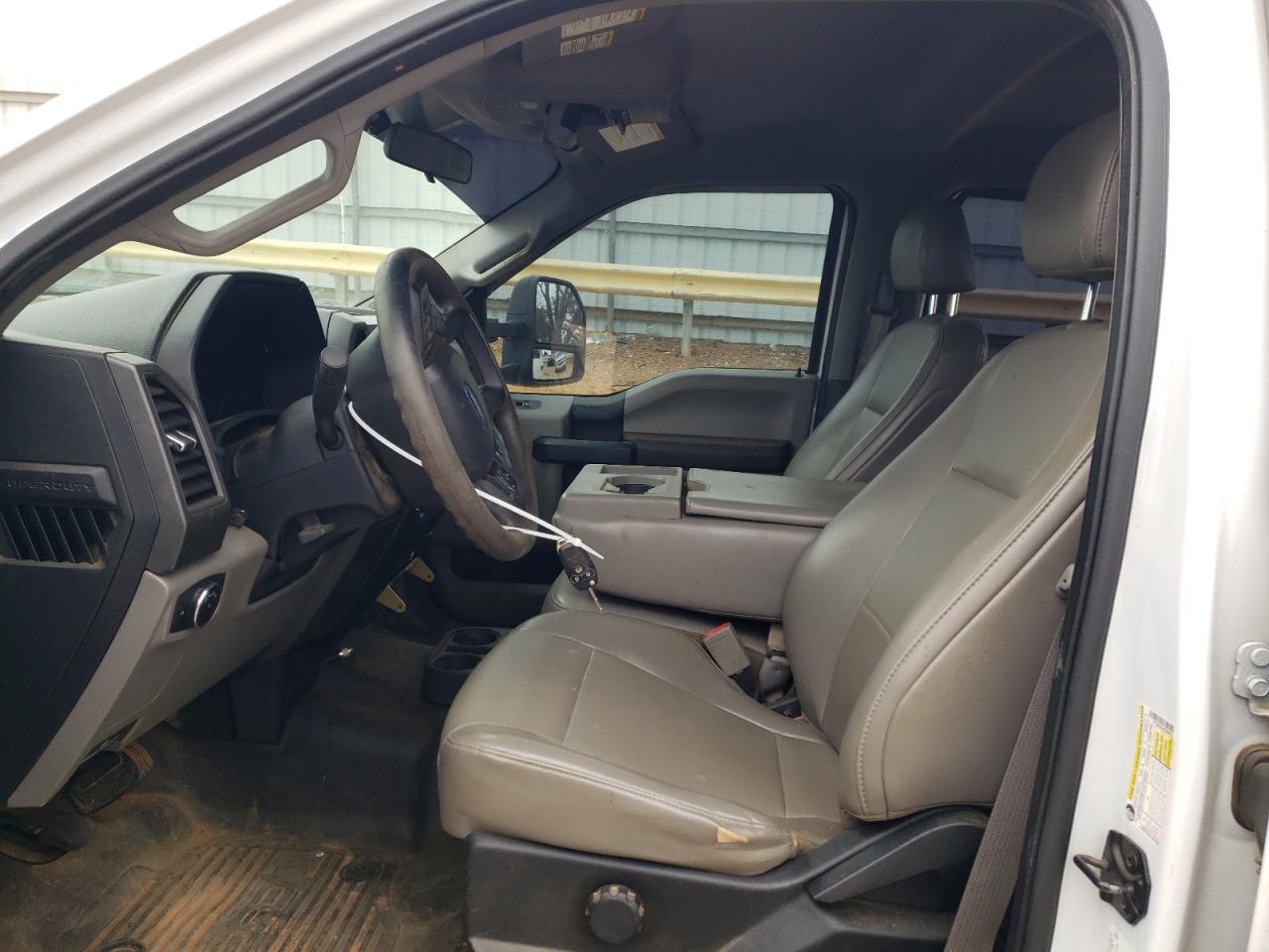 2019 Ford F250 - Image 7