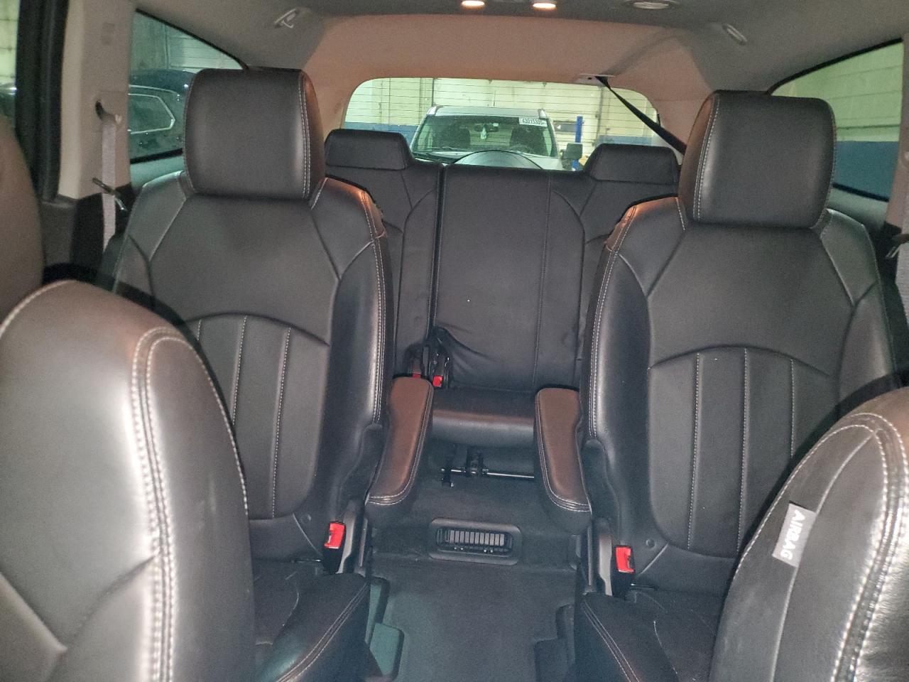 2017 Buick Enclave - Image 10