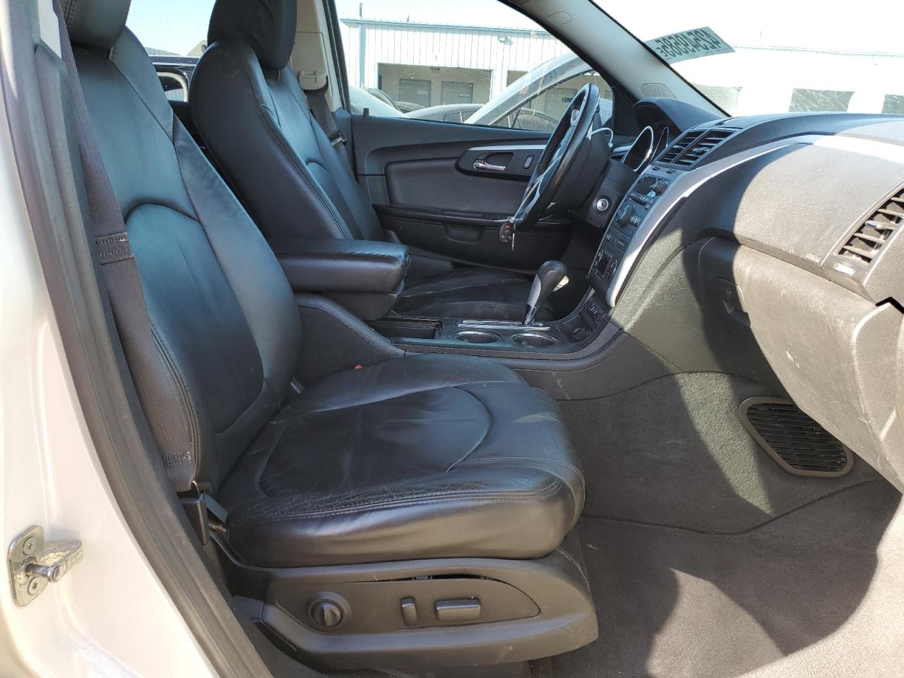 2012 Chevrolet Traverse - Image 7