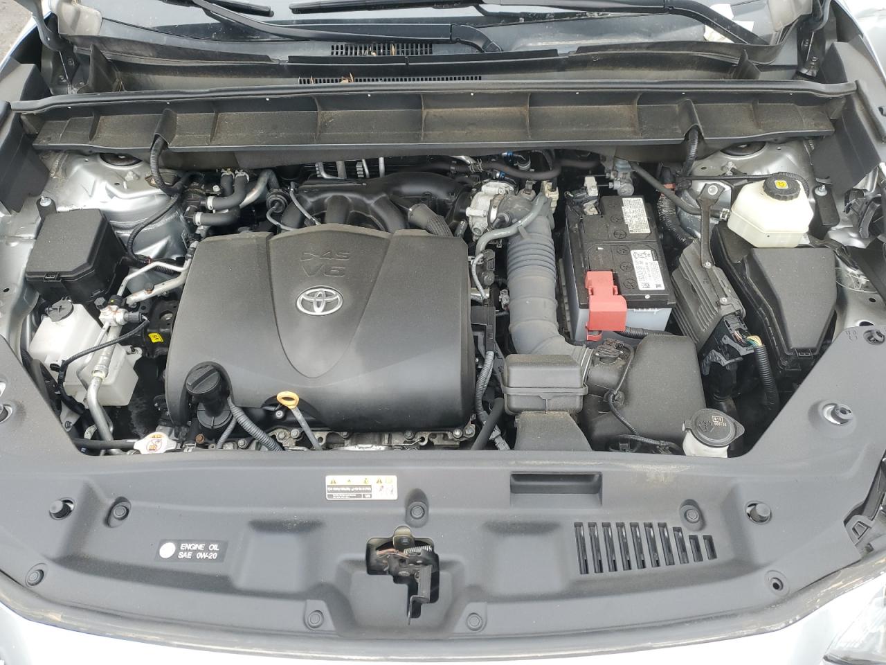 2021 Toyota Highlander - Image 12