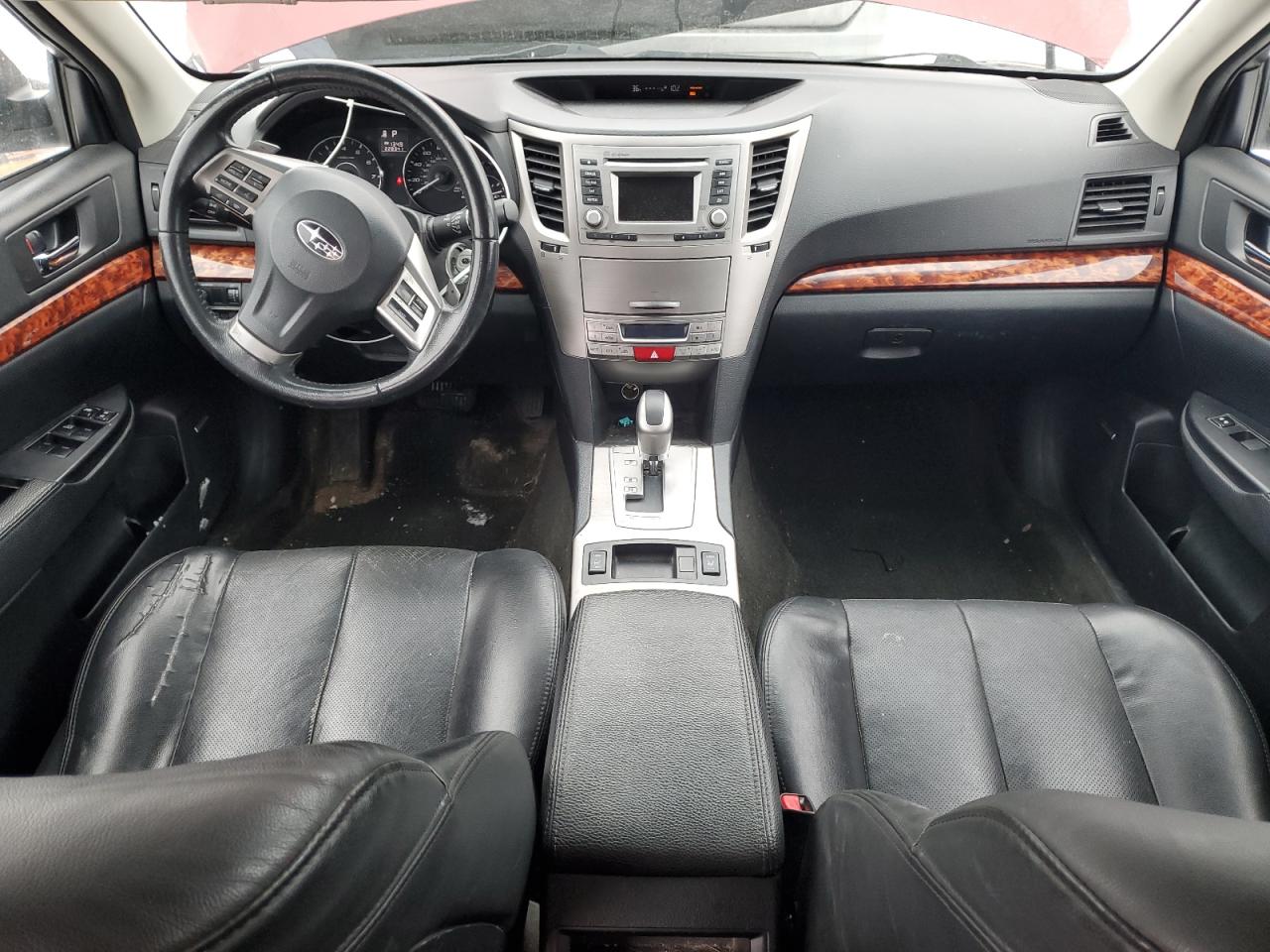 2012 Subaru Outback - Image 8