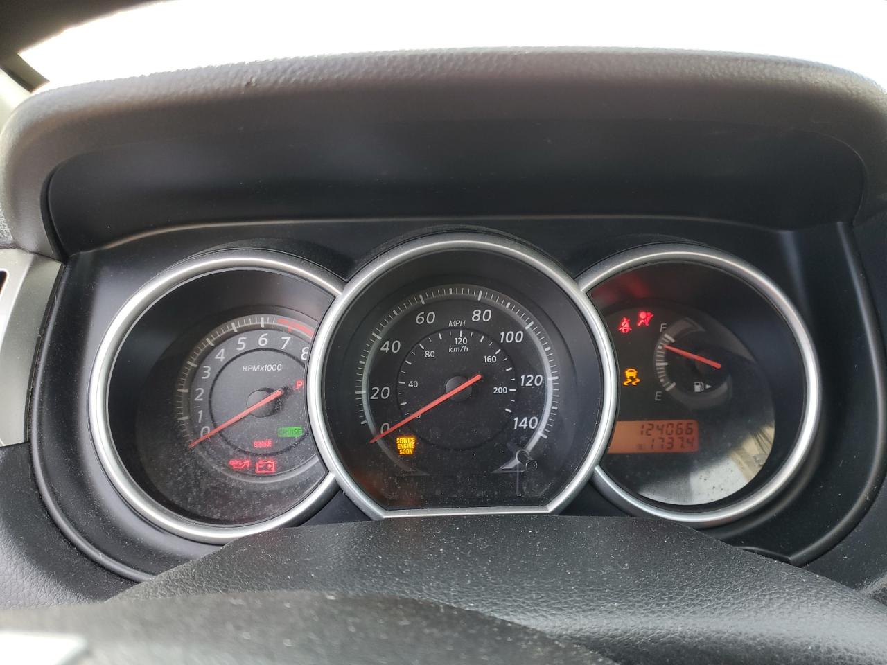 2012 Nissan Versa - Image 9