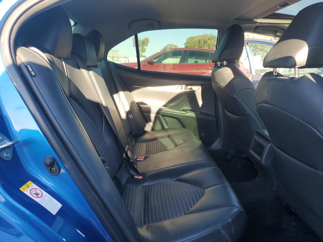2019 Toyota Camry - Image 11
