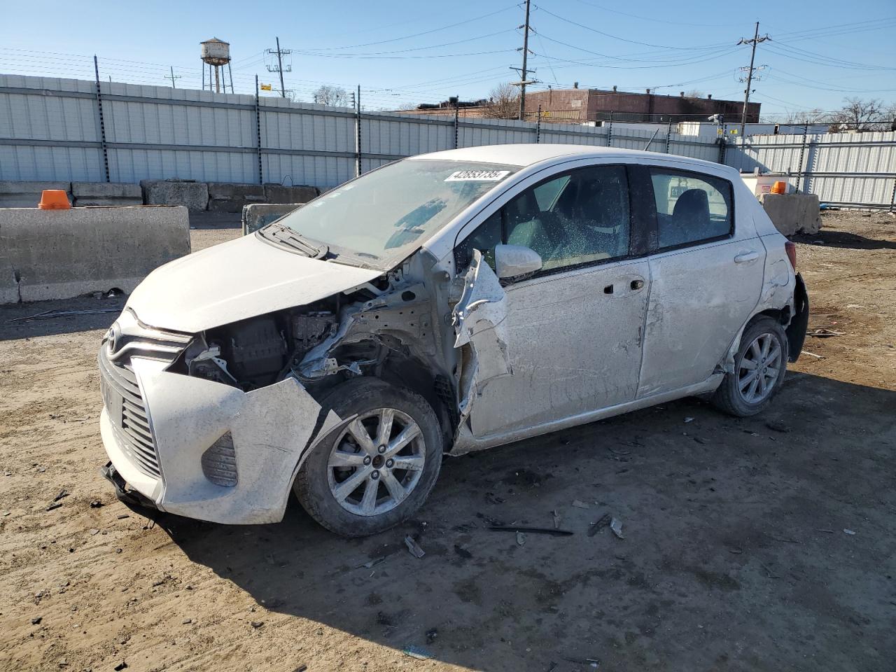 2015 Toyota Yaris - Image 1