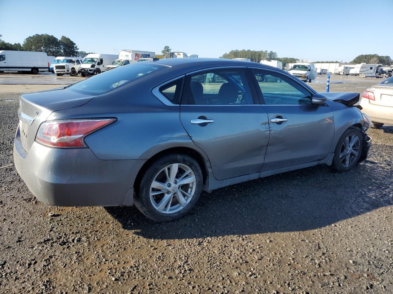 2015 Nissan Altima - Image 3