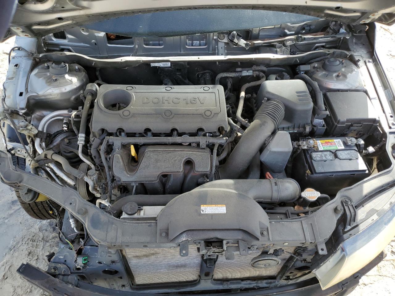 2010 Kia Forte - Image 11
