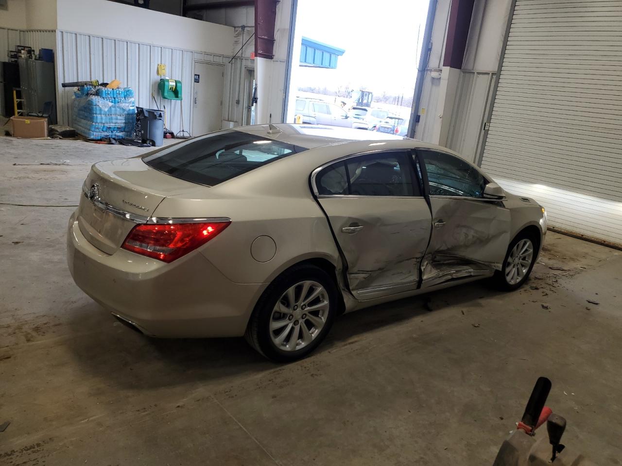 VIN 1G4GB5G3XEF201250 2014 BUICK LACROSSE no.3