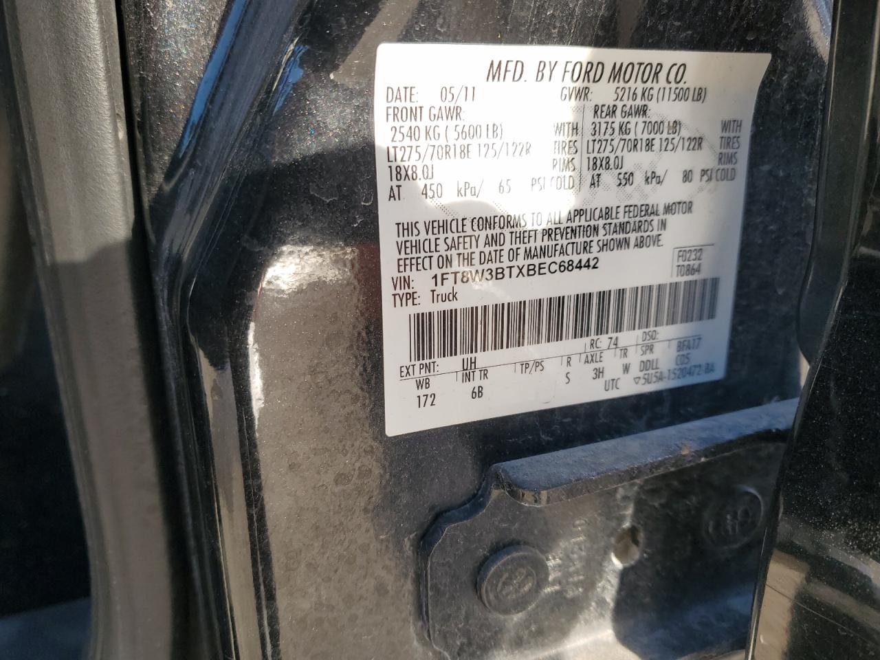 2011 Ford F350 - Image 14