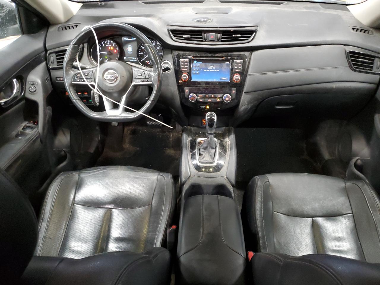 2017 Nissan Rogue - Image 8