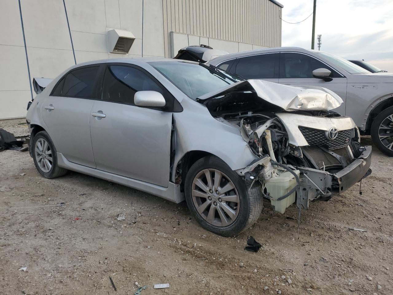 2010 Toyota Corolla - Image 4