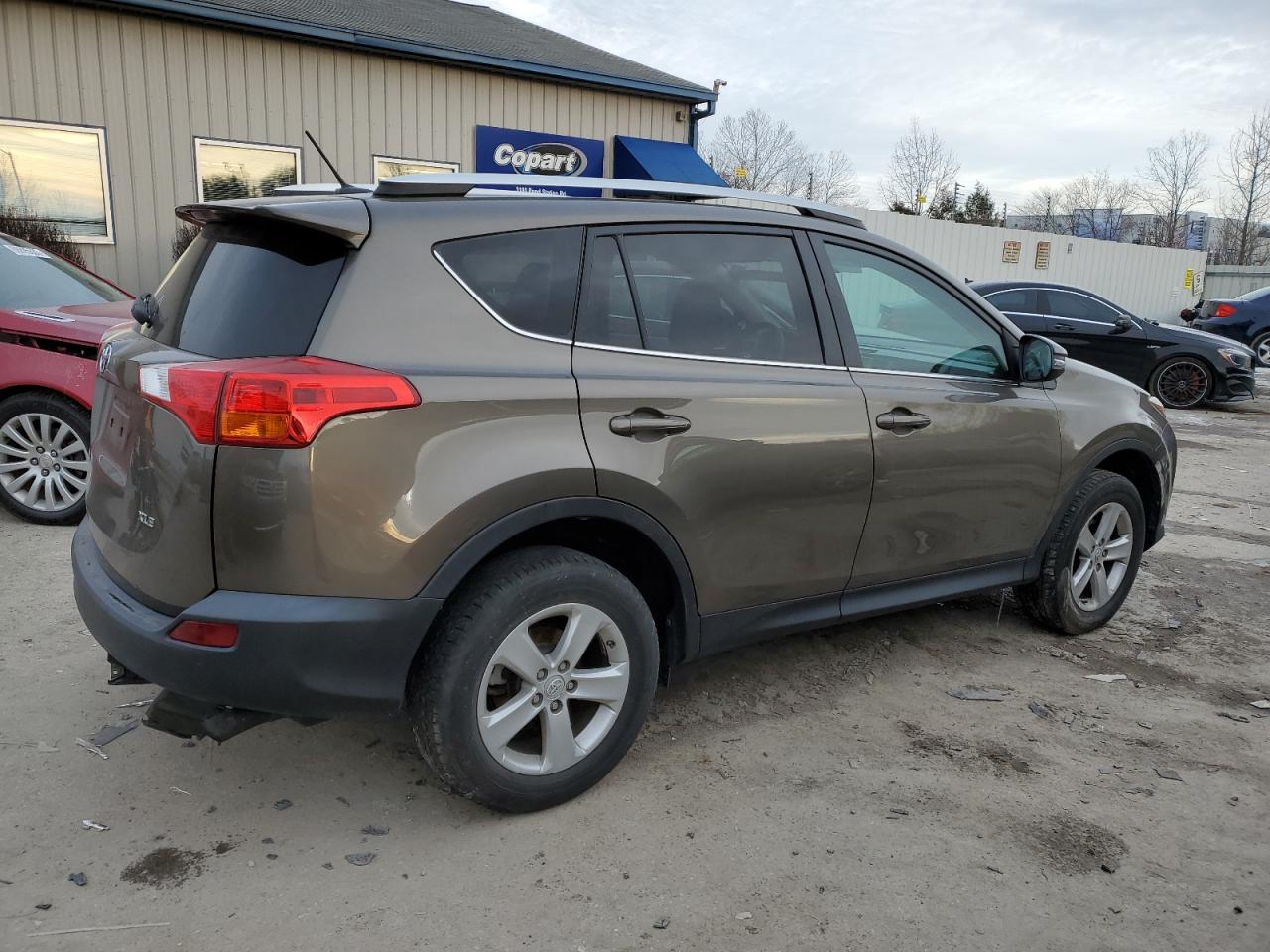 2014 Toyota RAV 4 - Image 3